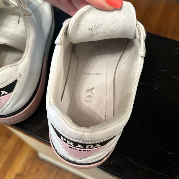 Prada shoes - Picture 6 of 6